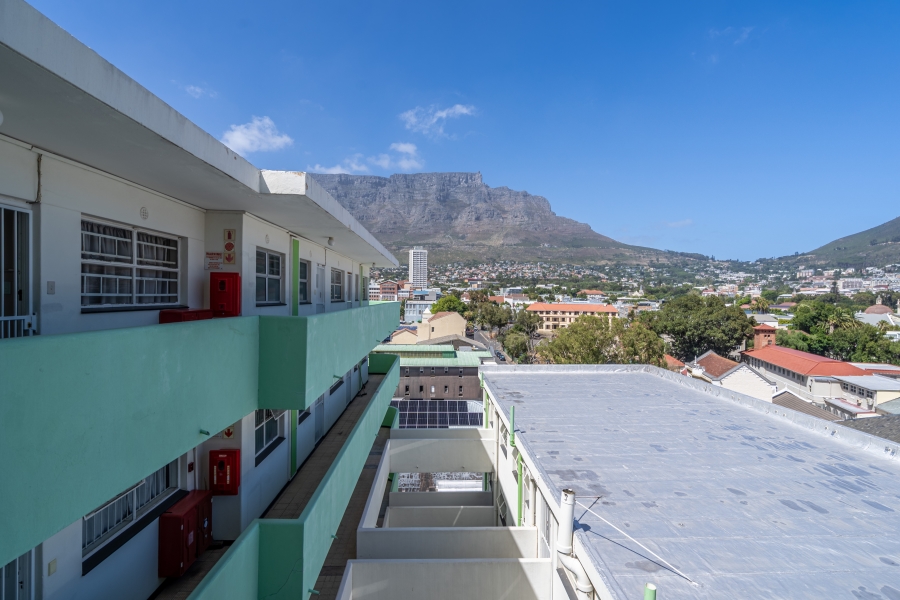 1 Bedroom Property for Sale in Cape Town City Centre Western Cape